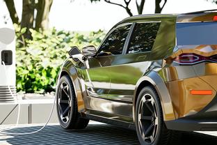 官方：巴萨与汽车品牌Cupra续约至2029年，合同总价4000万欧
